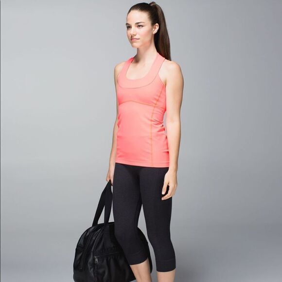 Lululemon Scoop Neck Tank - Picture 5 of 10